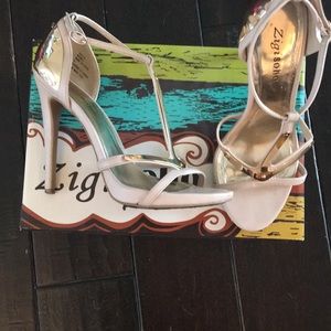 Zigi Soho Nude Heels with Rose Gold